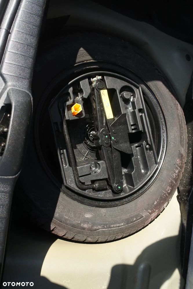 Peugeot 208 PureTech 82 Start & Stop Allure - 13