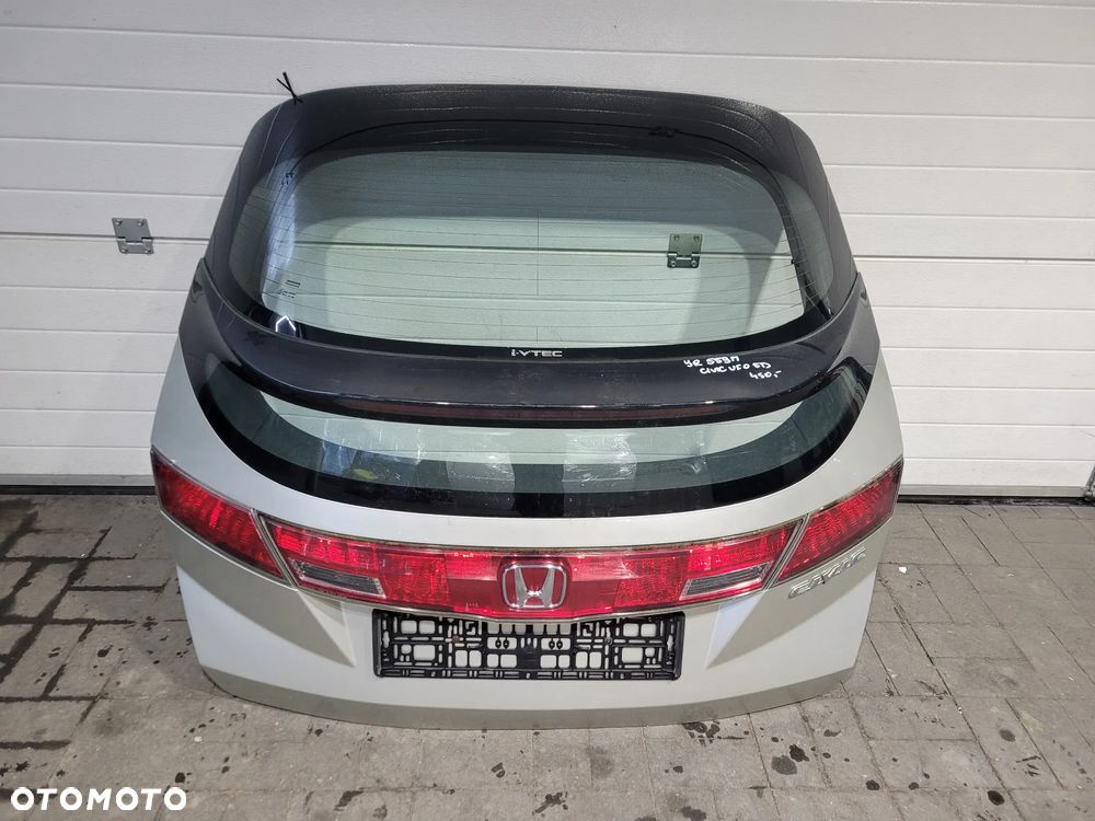 Honda civic VIII ufo 07r 5d Klapa bagaznika YR559M - 1