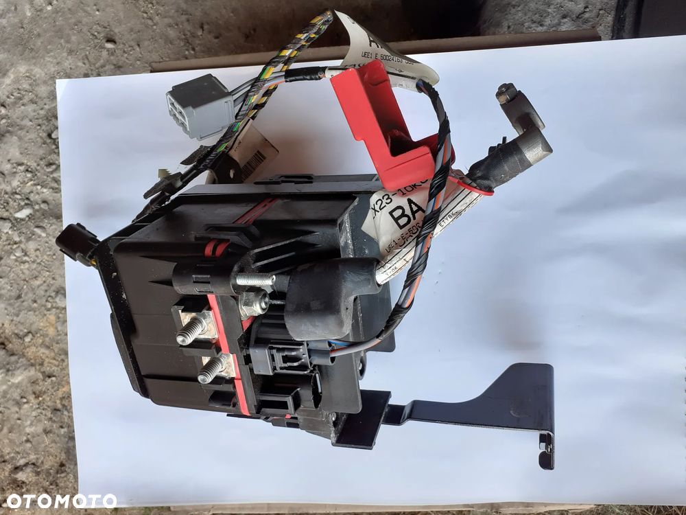 12228 Konwerter fuse klema bezpieczniki Jaguar XF X250 Lift - 1