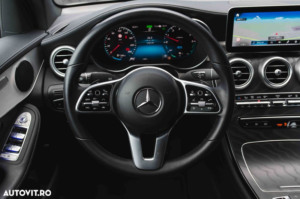 Mercedes-Benz GLC 350 e 4Matic 7G-TRONIC AMG Line - 32