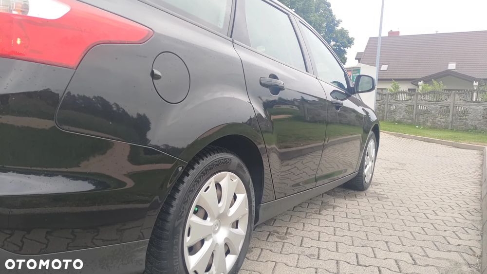 Ford Focus 1.6 Edition - 16