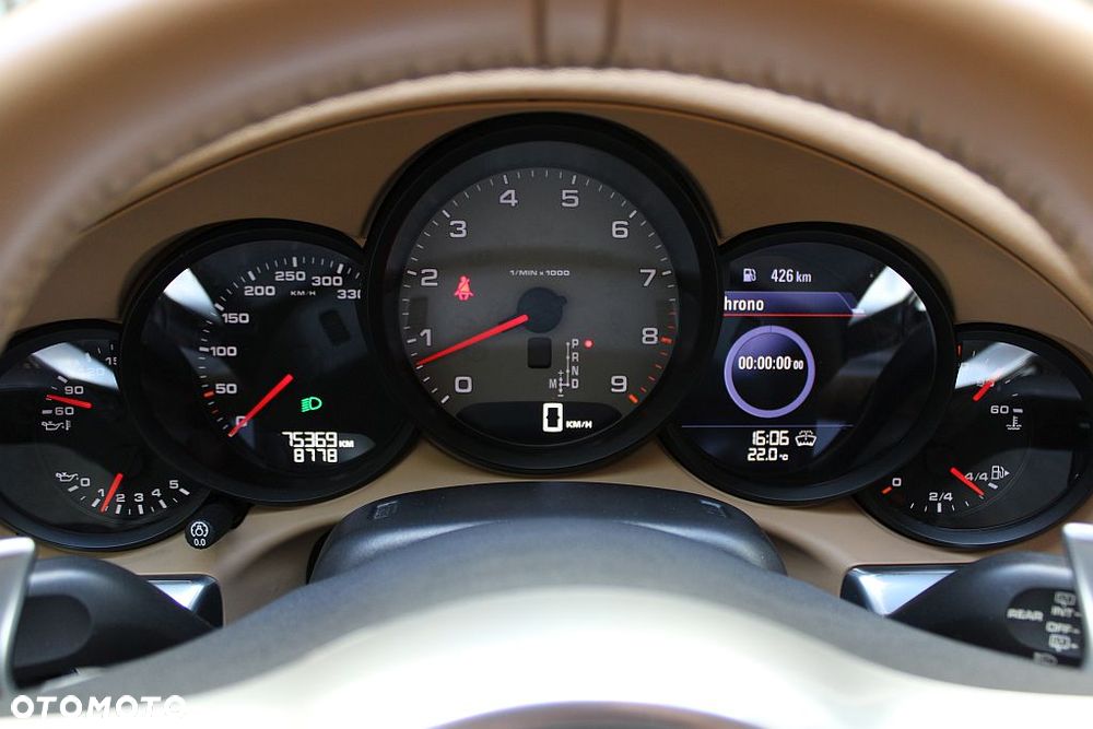 Porsche 911 Carrera S PDK - 20