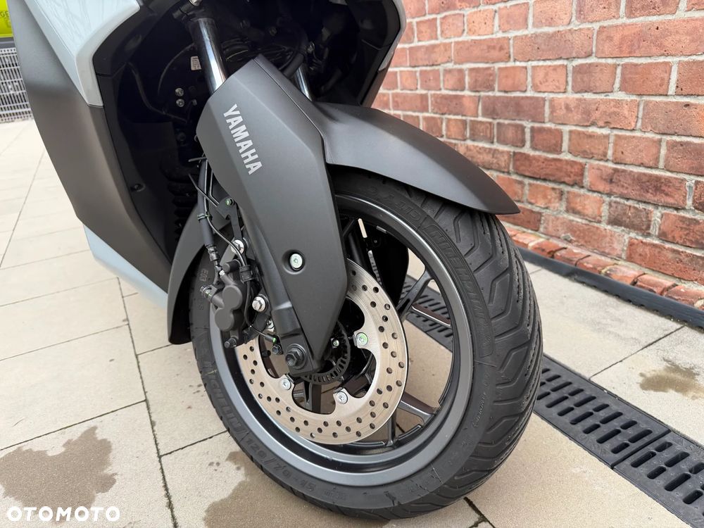 Yamaha X-max - 21