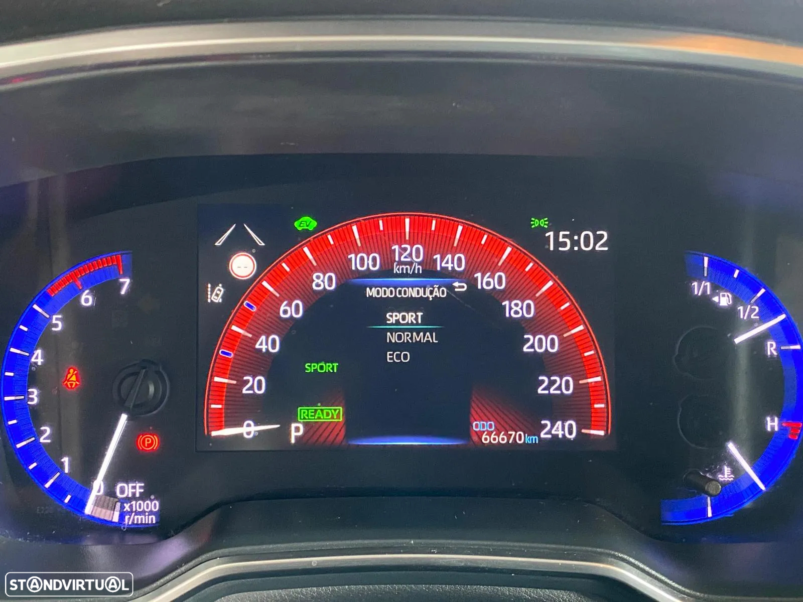 Toyota Corolla SD 1.8 Hybrid Exclusive - 19