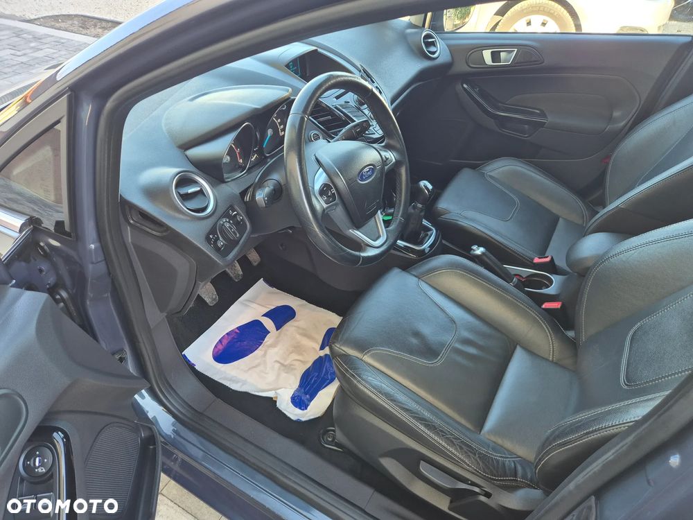 Ford Fiesta 1.0 EcoBoost STart-Stop Titanium - 17