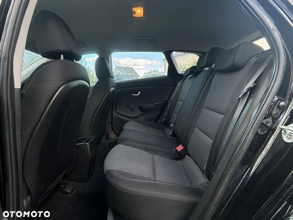 Hyundai i30 1.4 Classic - 11