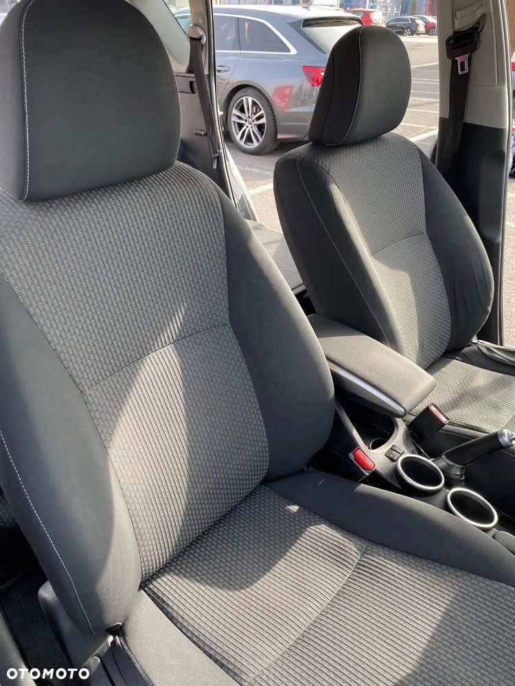 Toyota Verso 1.8 Premium 7os - 18