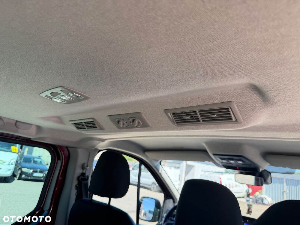 Renault Trafic 2.0 dCi Escapade - 11