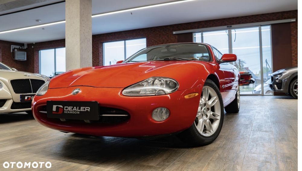 Jaguar XK8 - 2