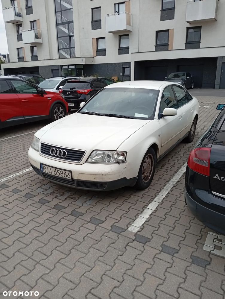Audi A6 Limousine 2.4 - 1
