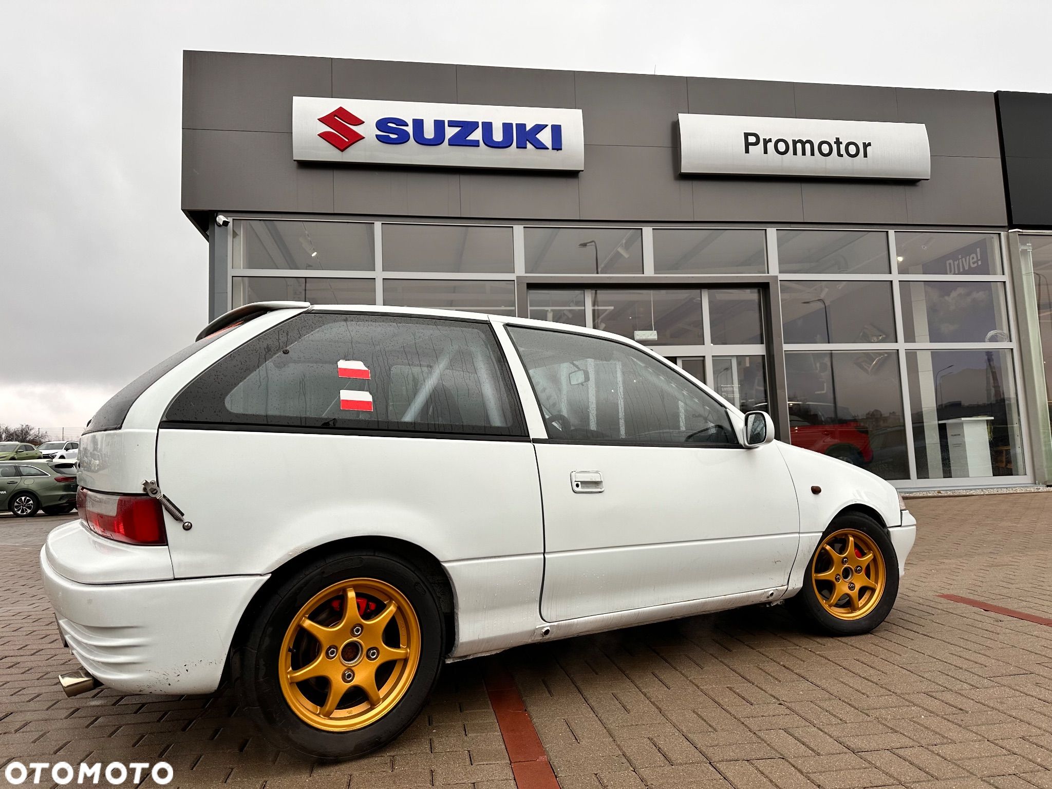 Suzuki Swift 1.3 16V GTi - 1