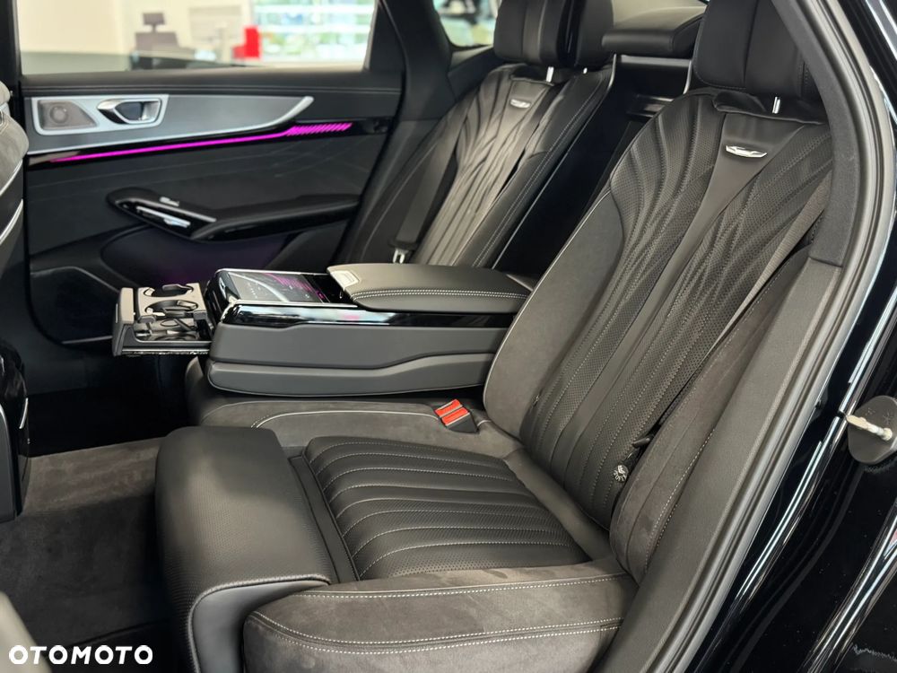 Hongqi H9 2.0T Deluxe - 10