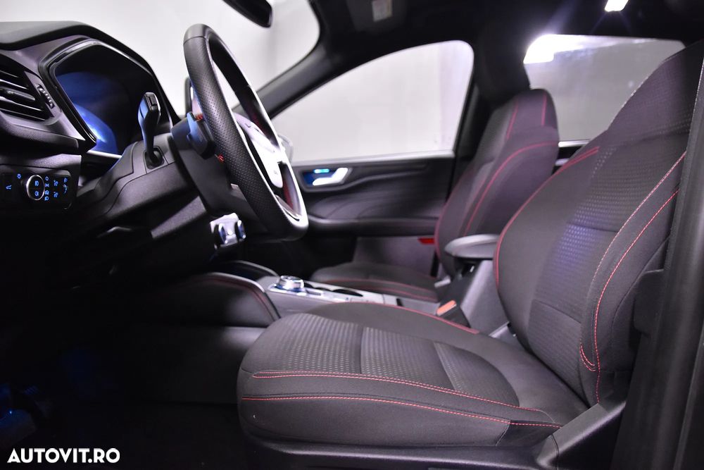 Ford Kuga - 24