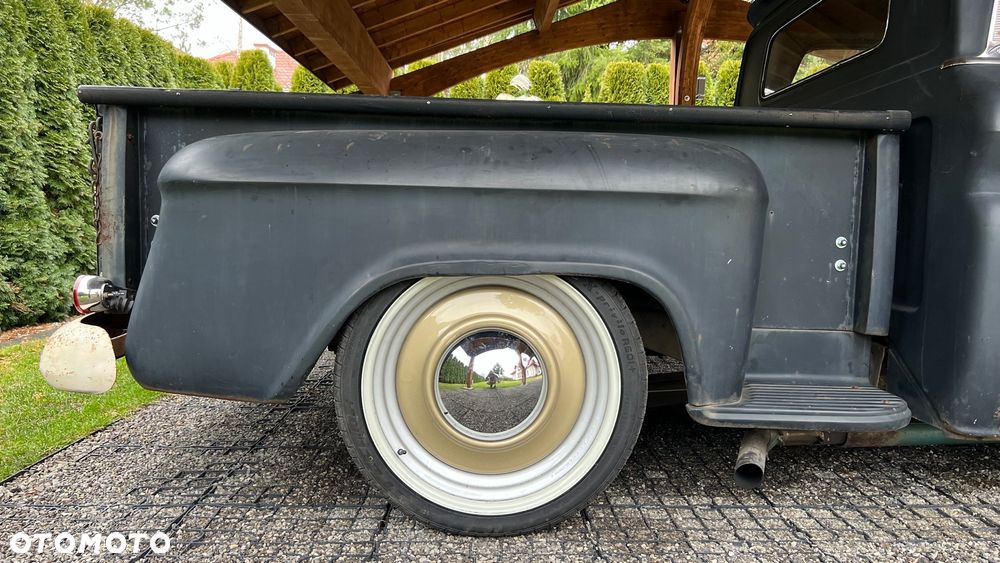 Chevrolet C-10 - 17