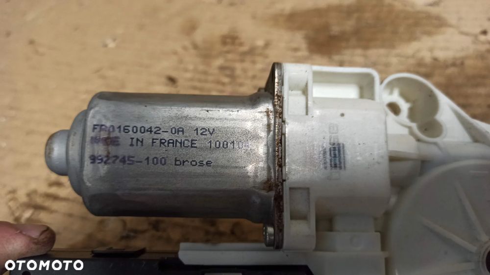 # SILNICZEK SZYBY TYLNEJ FORD C-MAX nr 981534-102 - 3