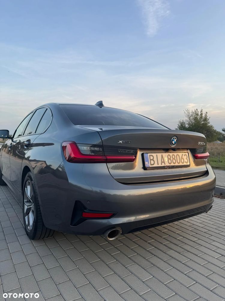 BMW Seria 3 330e PHEV xDrive - 9