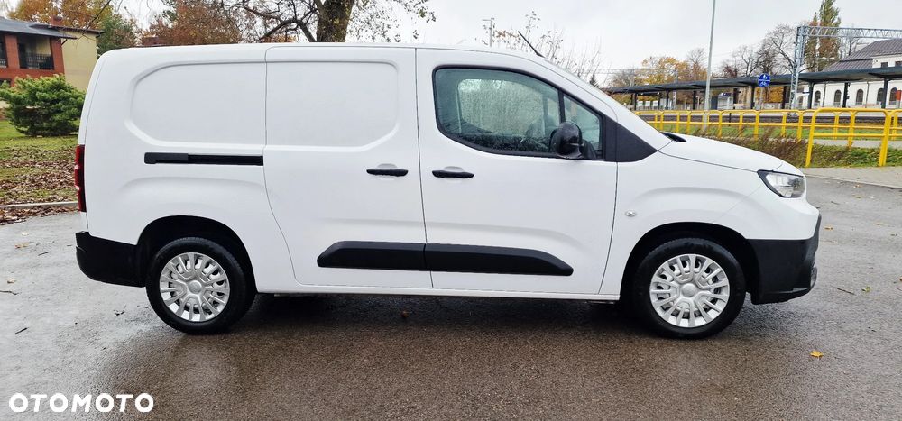 Toyota ProAce Kombi 1.5 D-4D Compact 2,6t - 4