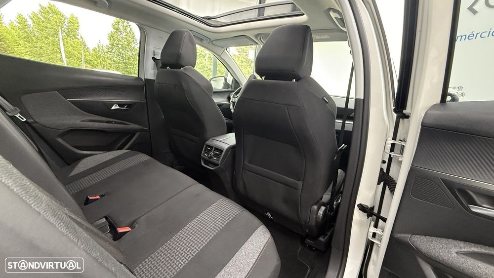 Peugeot 3008 1.2 PureTech Allure Pack EAT8 - 35