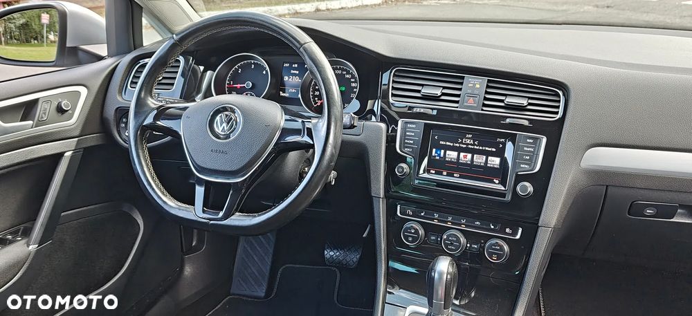 Volkswagen Golf 1.6 BlueTDI DSG Cup - 32