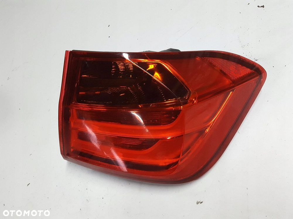 BMW F30 11-14r LAMPA PRAWA TYŁ TYLNA 7259894 - 2