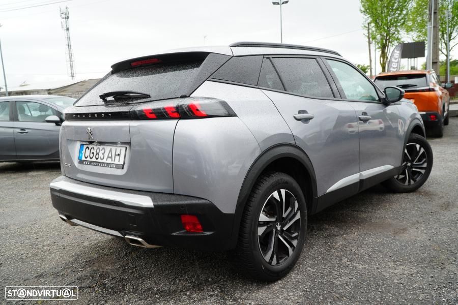 Peugeot 2008 1.2 PureTech Allure - 4