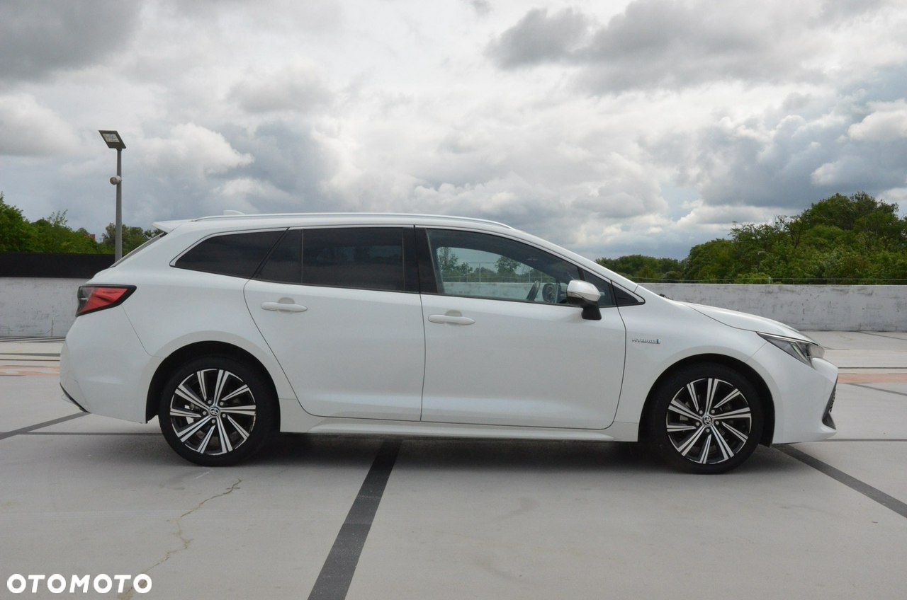 Toyota Corolla - 12