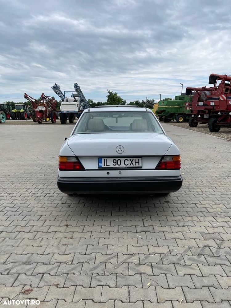 Mercedes-Benz W124 - 6