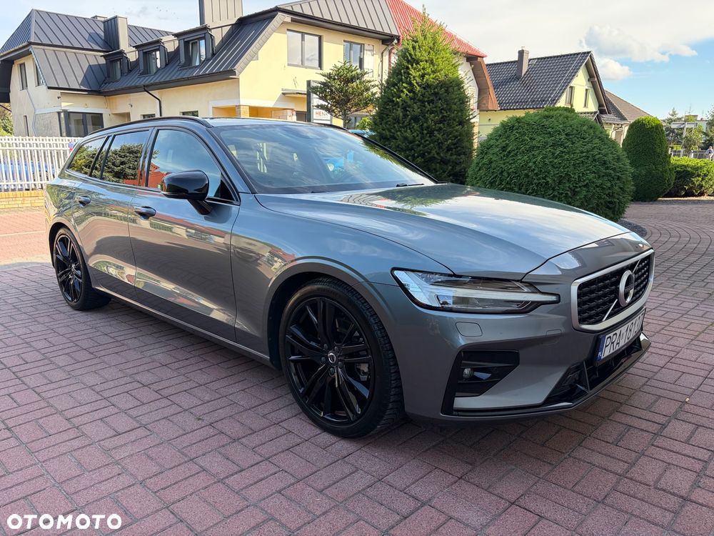 Volvo V60 D4 R-Design - 2