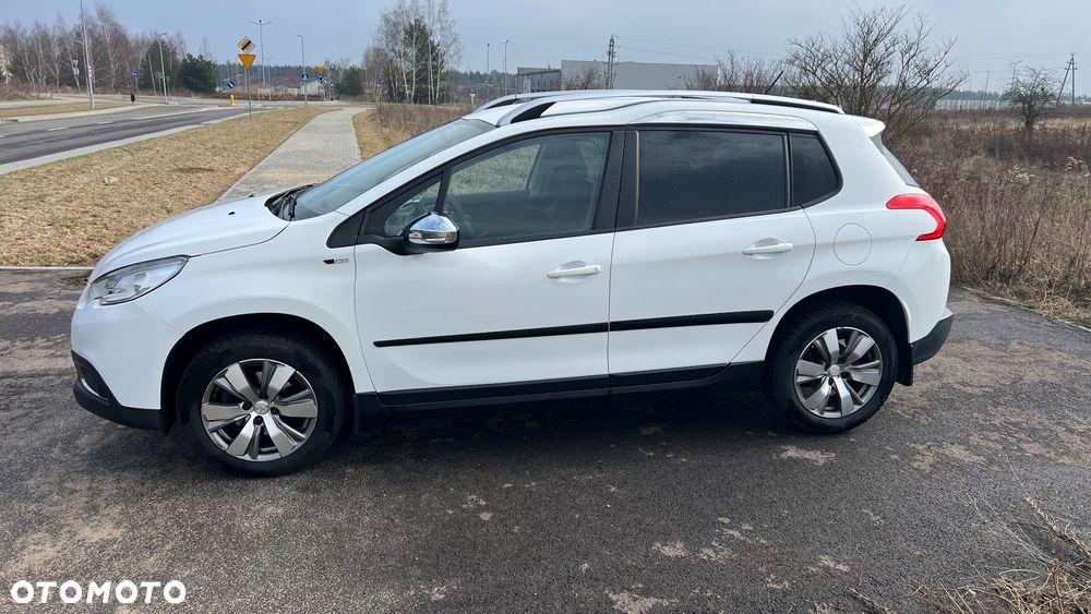 Peugeot 2008 1.2 Pure Tech Active S&S - 3