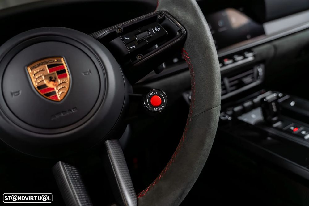 Porsche 911 (992) Carrera GTS - 14