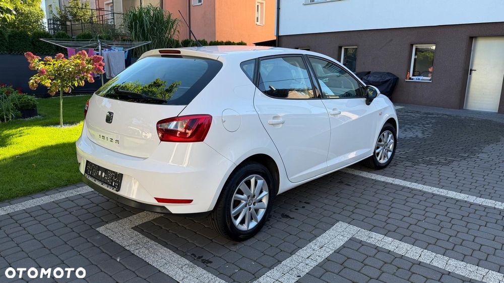 Seat Ibiza 2012 photo 4