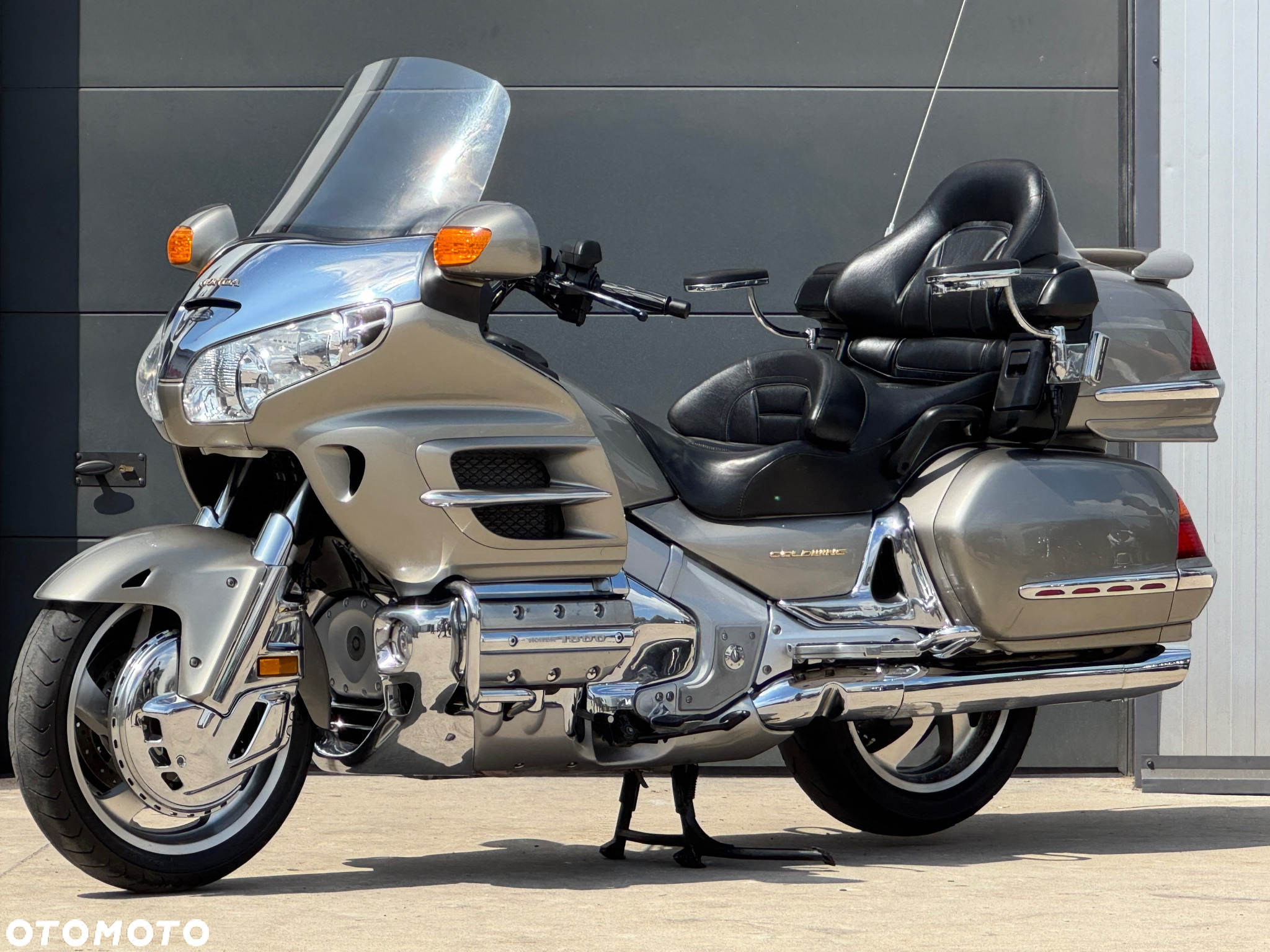 Honda GL - 26