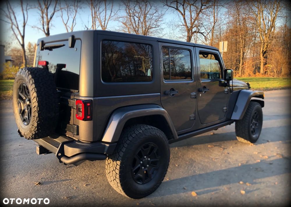 Jeep Wrangler 3.6 Unlim Sahara - 4