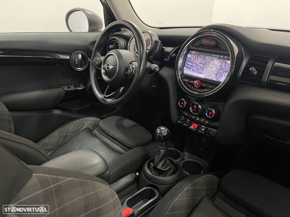 MINI 5 Portas One D - 24