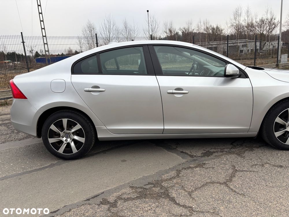 Volvo S60 D3 Geartronic Kinetic - 7