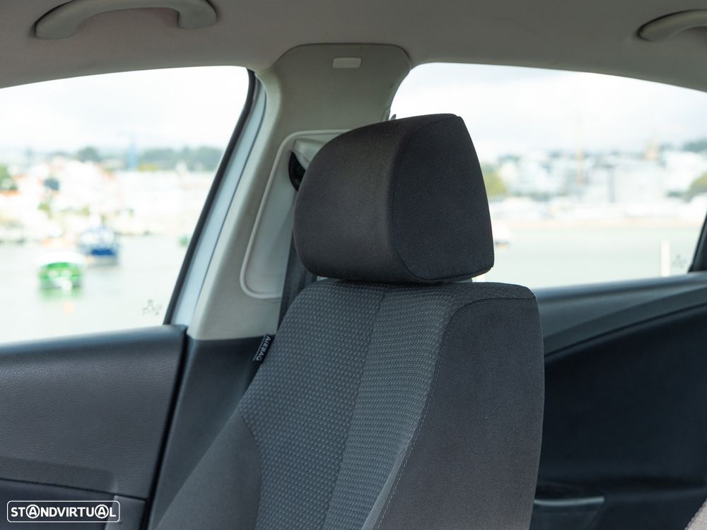 VW Passat 2.0 TDI Confortline - 15