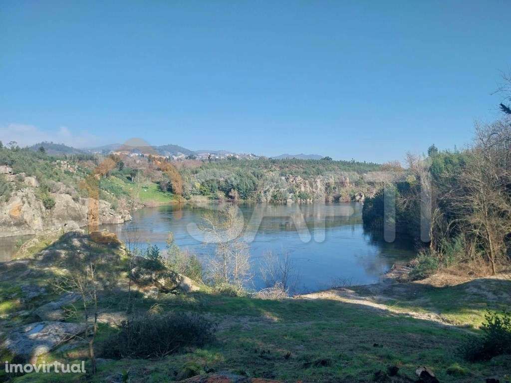 Terreno Margem Rio Minho
FAÇA CONNOSCO O MELHOR NEGÓCIO - Grande imagem: 2/21