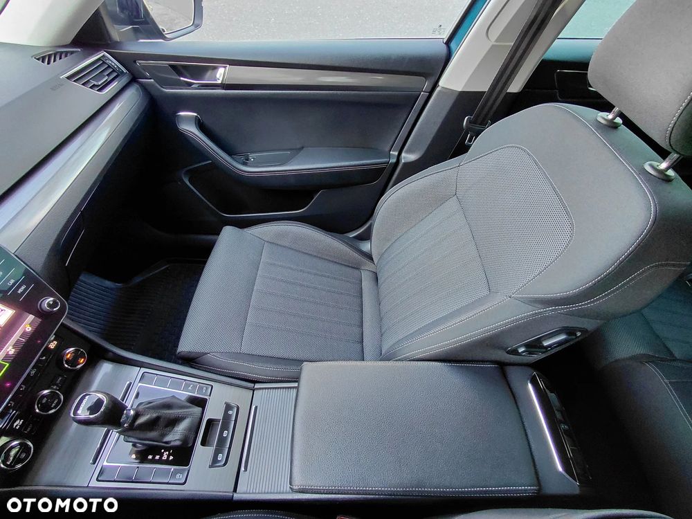 Skoda Superb 1.5 TSI Style DSG - 29