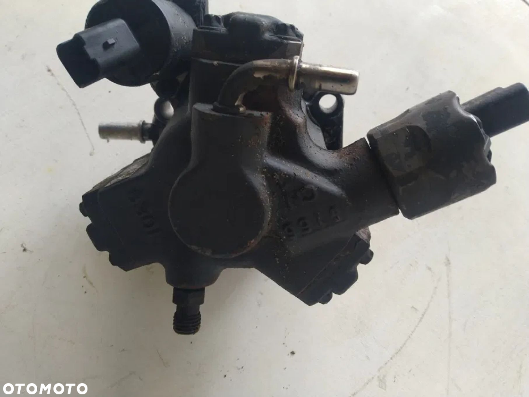Pompa wtryskowa citroen C4 grand Picasso 1.6 hdi - 2