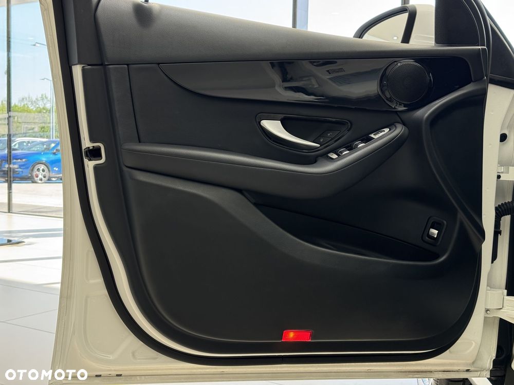 Mercedes-Benz GLC 200 d 4-Matic - 12