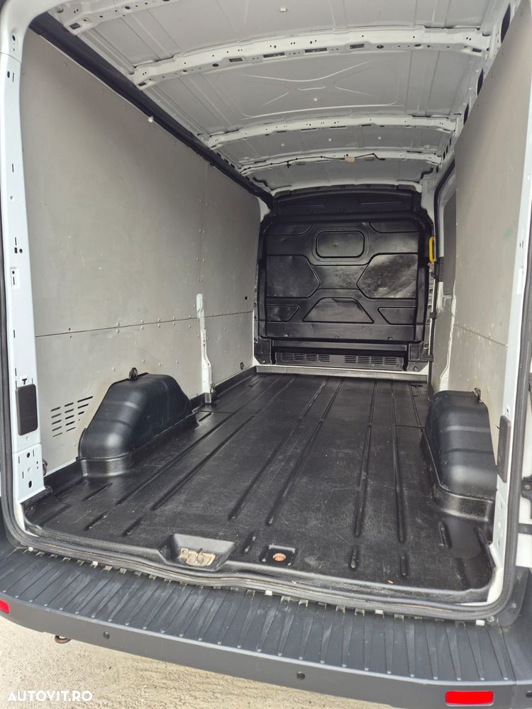 Ford Transit - 4