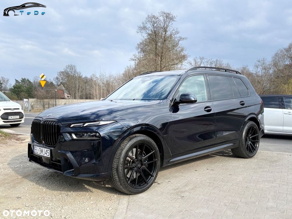 BMW X7 xDrive40i mHEV Individual Edition sport - 13