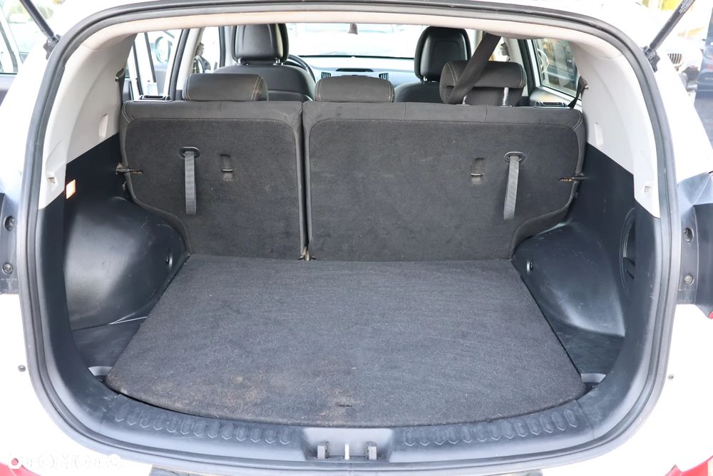 Kia Sportage 1.7 CRDI 2WD Vision - 12