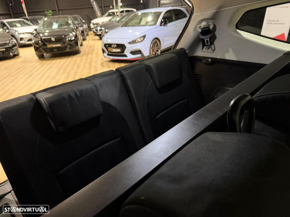 Nissan Qashqai +2 1.5 dCi 360 - 13