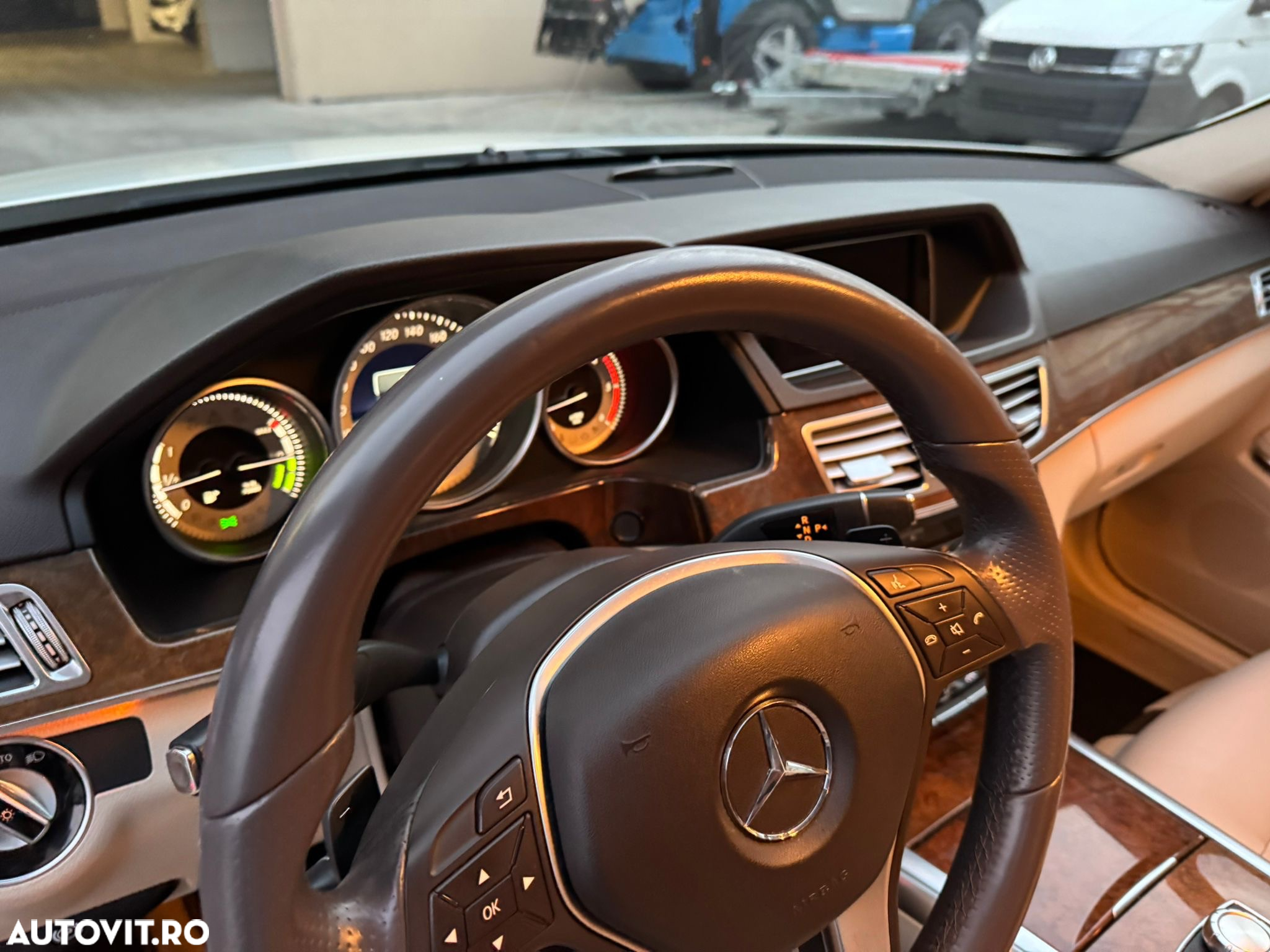 Mercedes-Benz E 300 BlueTEC HYBRID Aut. - 13