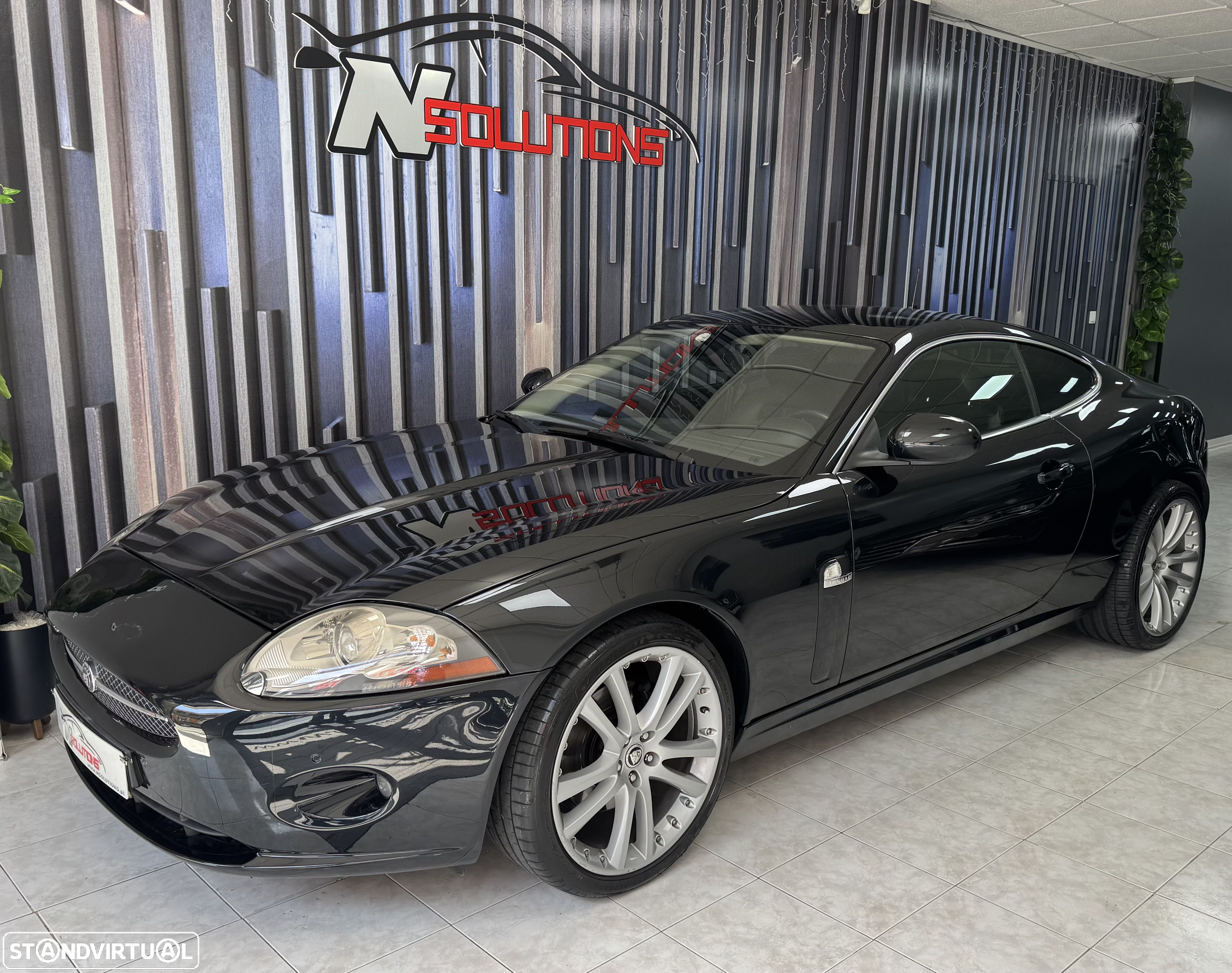 Jaguar XK 4.2 V8 Coupé - 1
