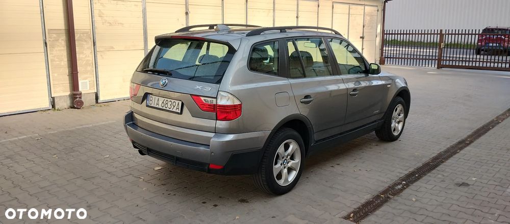 BMW X3 xDrive20i Limited Sport Edition - 4