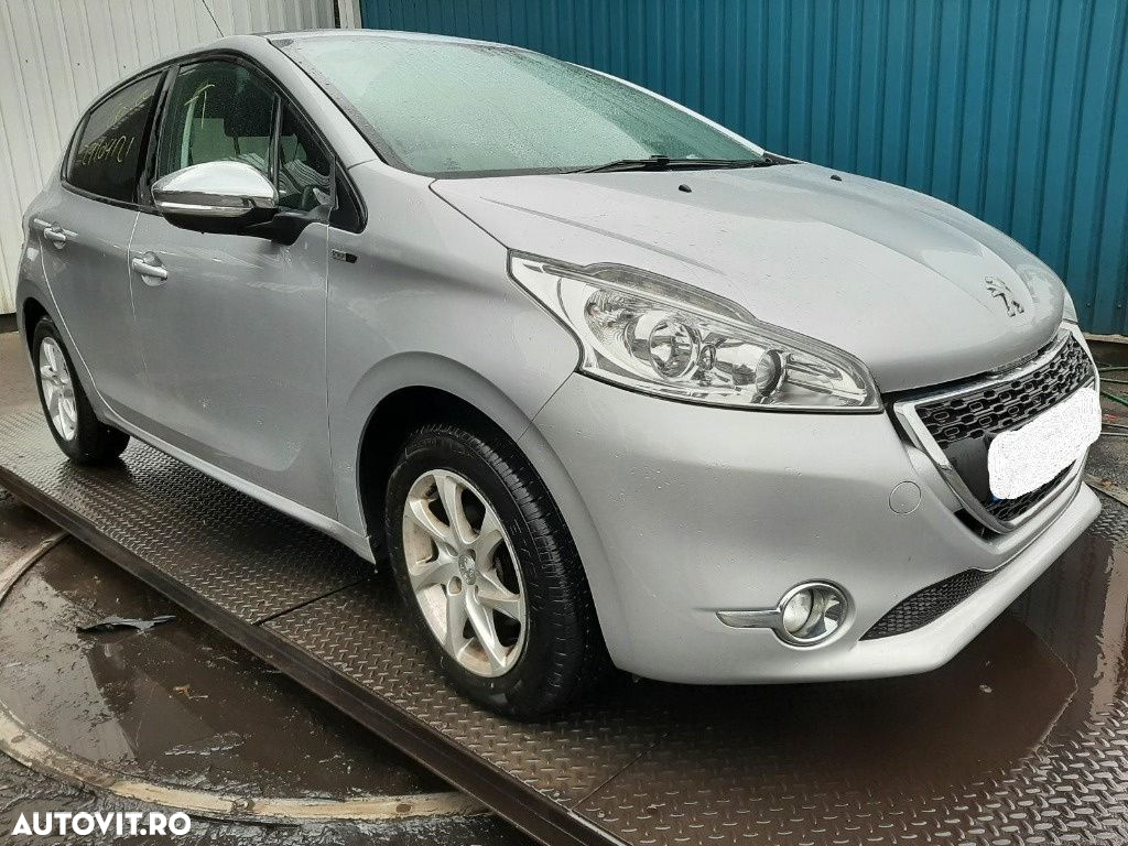Stopuri Peugeot 208 2015 HATCHBACK 1.2 i EB2F - 5