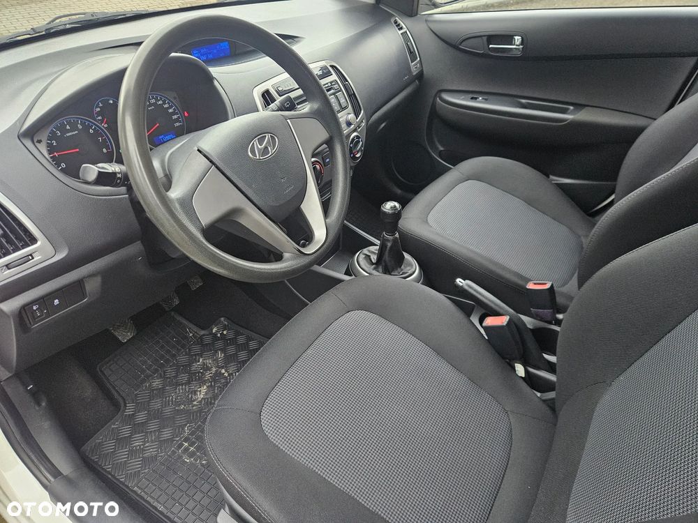 Hyundai i20 1.25 Classic - 10