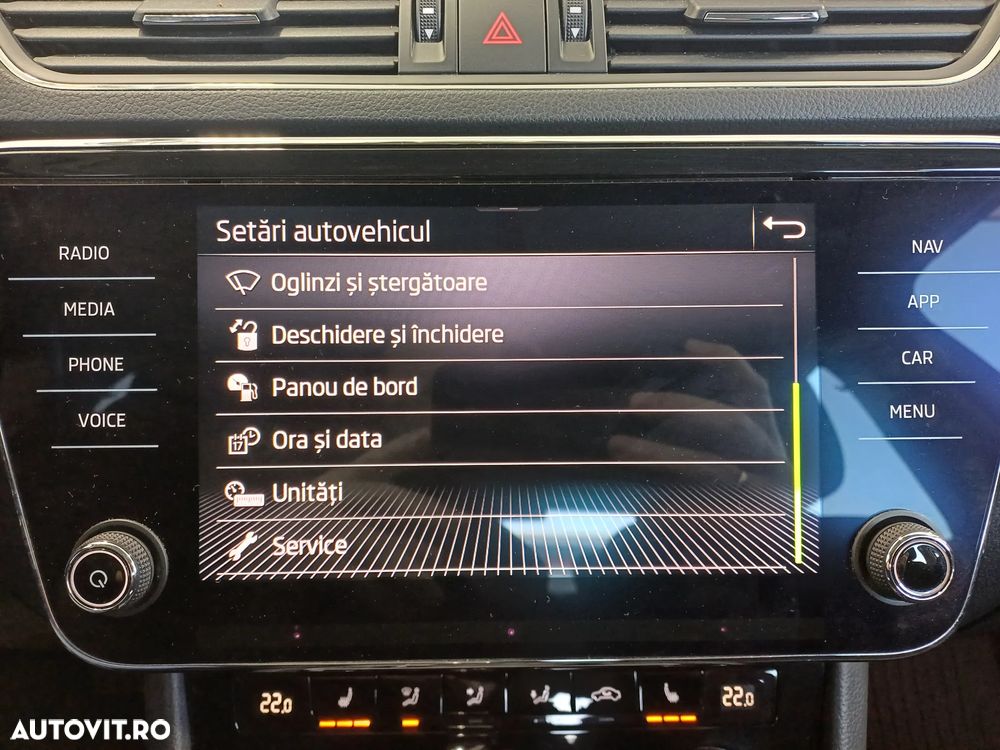 Skoda Superb 2.0 TDI DSG Ambition - 18